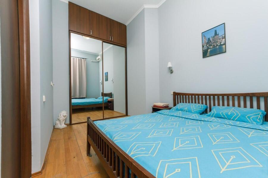 Apartments In Center Metro Olimpiyskay Velyka Vaselkivska Street Κίεβο Εξωτερικό φωτογραφία
